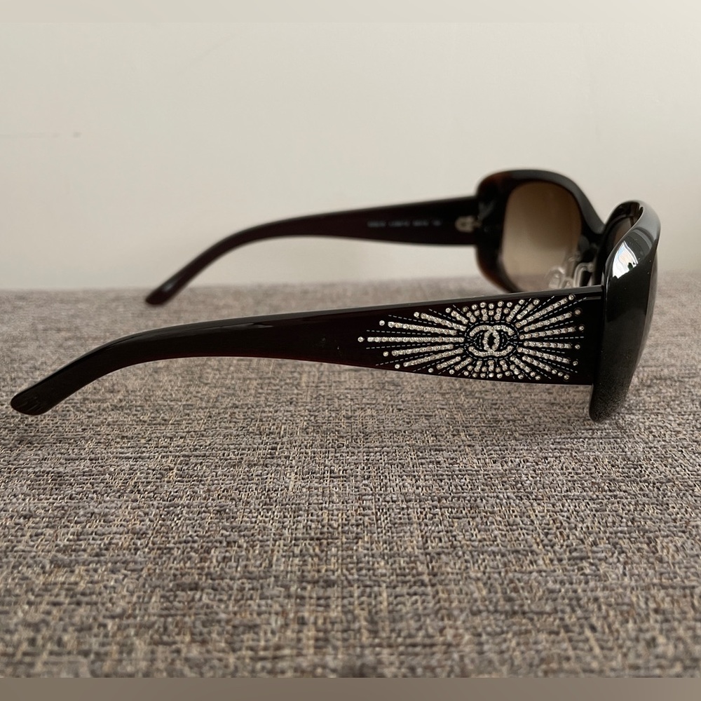 Chanel Sunglasses with Rhinestone CC Pattern - Picture 4 of 9